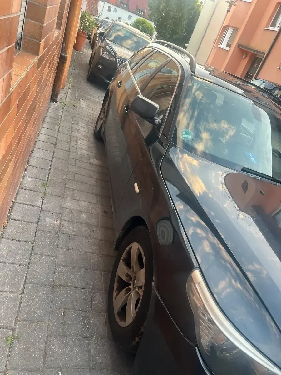 Gebraucht BMW 520 165 PS (121 kW) 2007 Schwarz Kombi