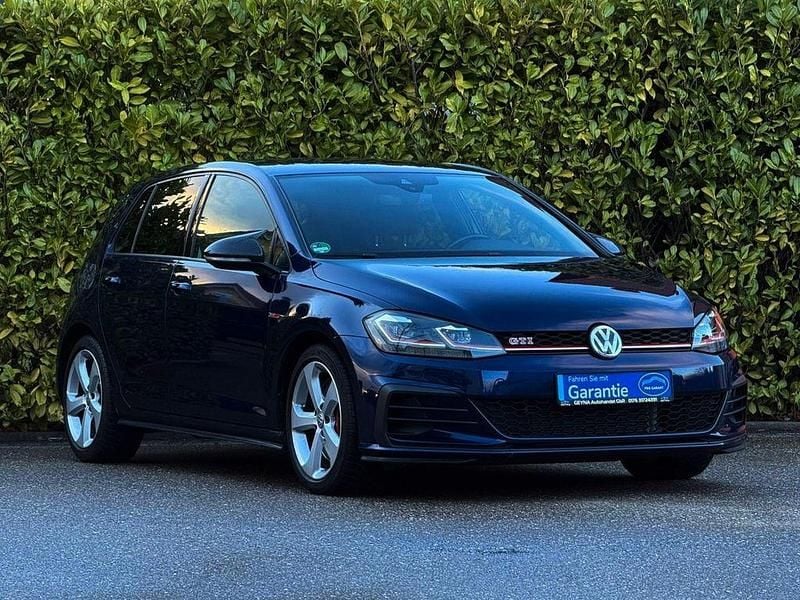 Gebraucht VW Golf VII GTI 245 PS (180 kW) 2019 Blau Limousine