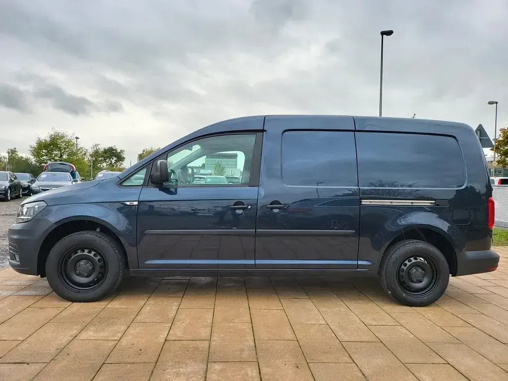 Gebraucht VW Caddy 102 PS (75 kW) 2017 Starlight blue Van / Kleinbus