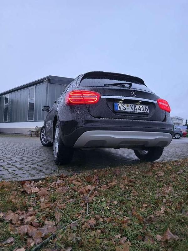 Gebraucht Mercedes GLA200 Style 156 PS (114 kW) 2014 SUV