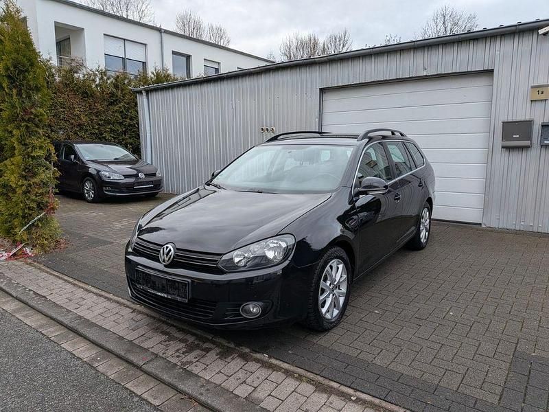 Schwarz Gebraucht 2011 VW Golf VI Comfortline Kleinwagen | 5.990 € (Fairer Preis) - Bild 1/4