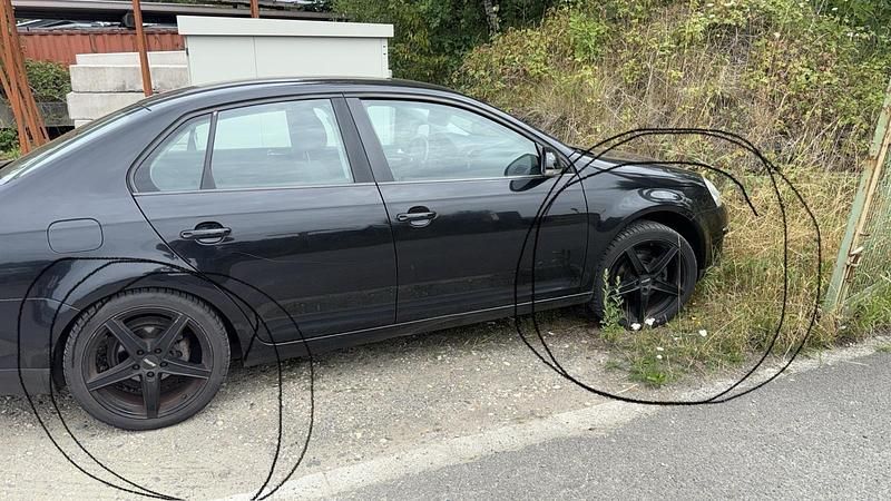 Schwarz Gebraucht 2007 VW Jetta Limousine | 2.300 € (Superpreis) - Bild 1/4