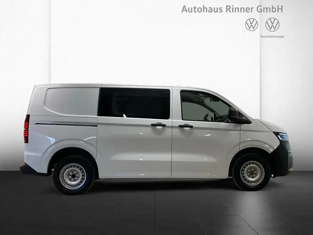 Gebraucht VW T7 110 PS (80 kW) 2025 Weiß Van