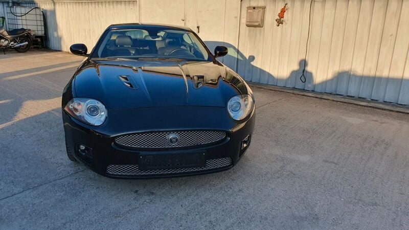 Schwarz Gebraucht 2007 Jaguar XKR Coupé | 28.000 € (Guter Preis) - Bild 1/4