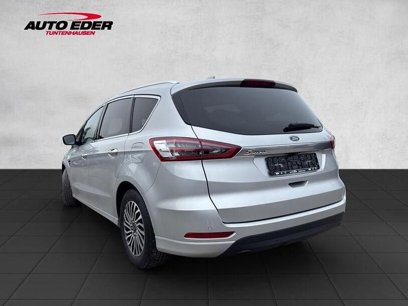 Gebraucht Ford S-MAX Titanium 150 PS (110 kW) 2022 Silber Van / Kleinbus