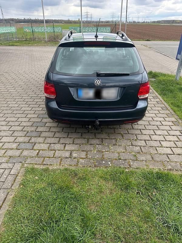 Gebraucht VW Golf V 105 PS (77 kW) 2007 Violet Kombi