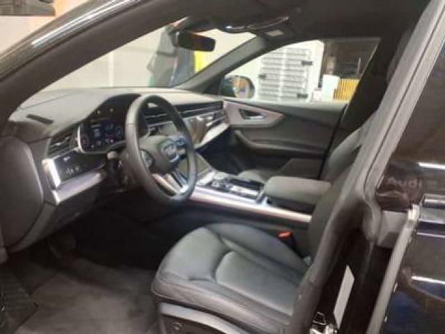 Gebraucht Audi Q8 Ambiente 231 PS (169 kW) 2025 SUV