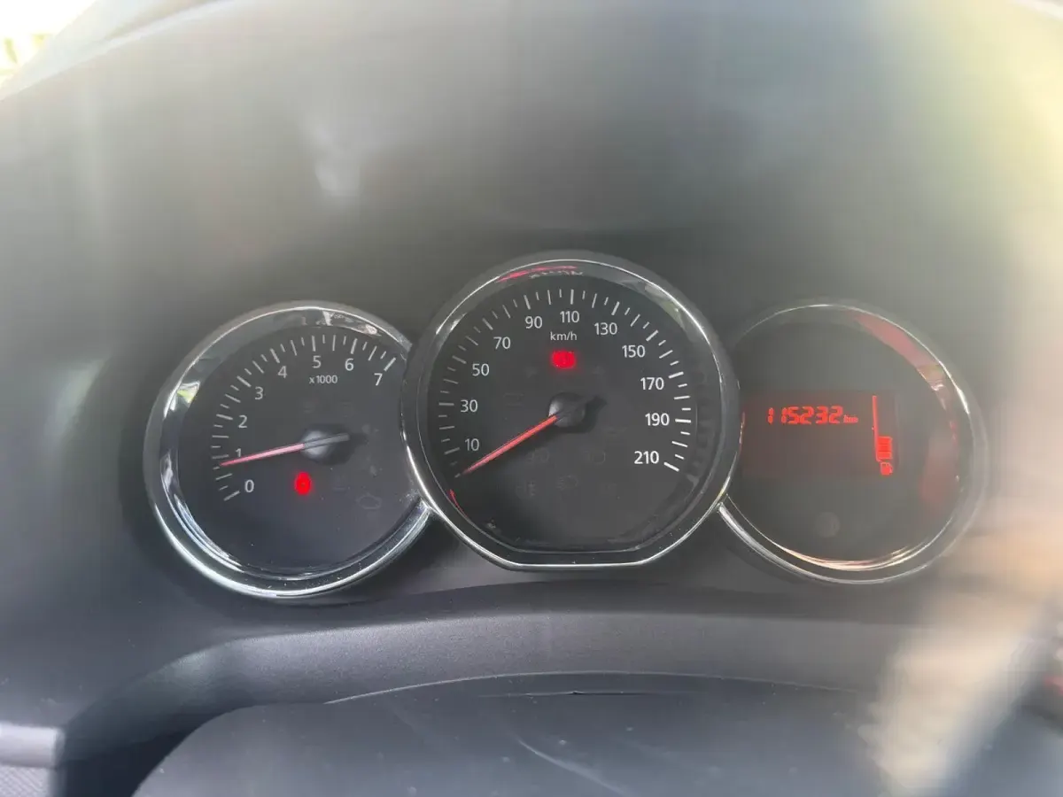 Gebraucht Dacia Logan MCV Comfort 90 PS (66 kW) 2016 Weiß Kombi