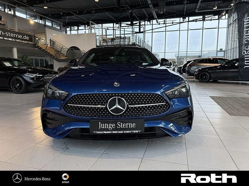 Gebraucht Mercedes CLE200 AMG Line Premium Plus 204 PS (150 kW) 2024 Blau Coupé