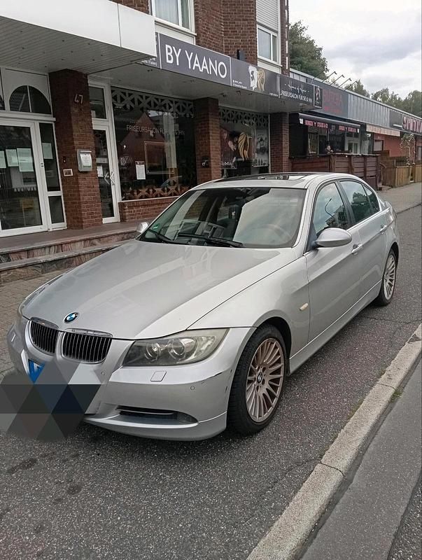 Grau Gebraucht 2005 BMW 330 Limousine | 6.000 € (Superpreis) - Bild 1/4
