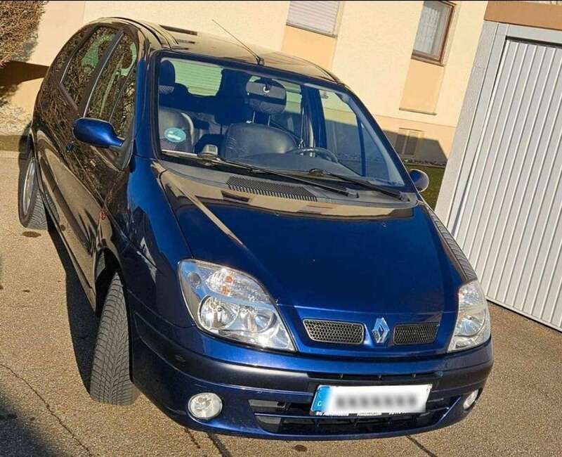Blau Gebraucht 2003 Renault Mégane GrandTour Authentique Kombi | 1.300 € (Guter Preis) - Bild 1/4