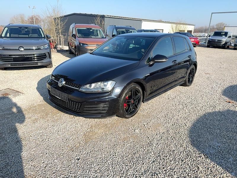 Gebraucht VW Golf VII GTD 2015 Deep black