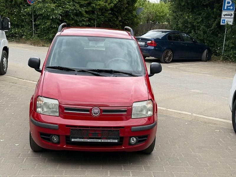 Colore esterno (rosso sfrontat Gebraucht 2011 Fiat Panda Dynamic Kleinwagen | 2.690 € (Fairer Preis) - Bild 1/4