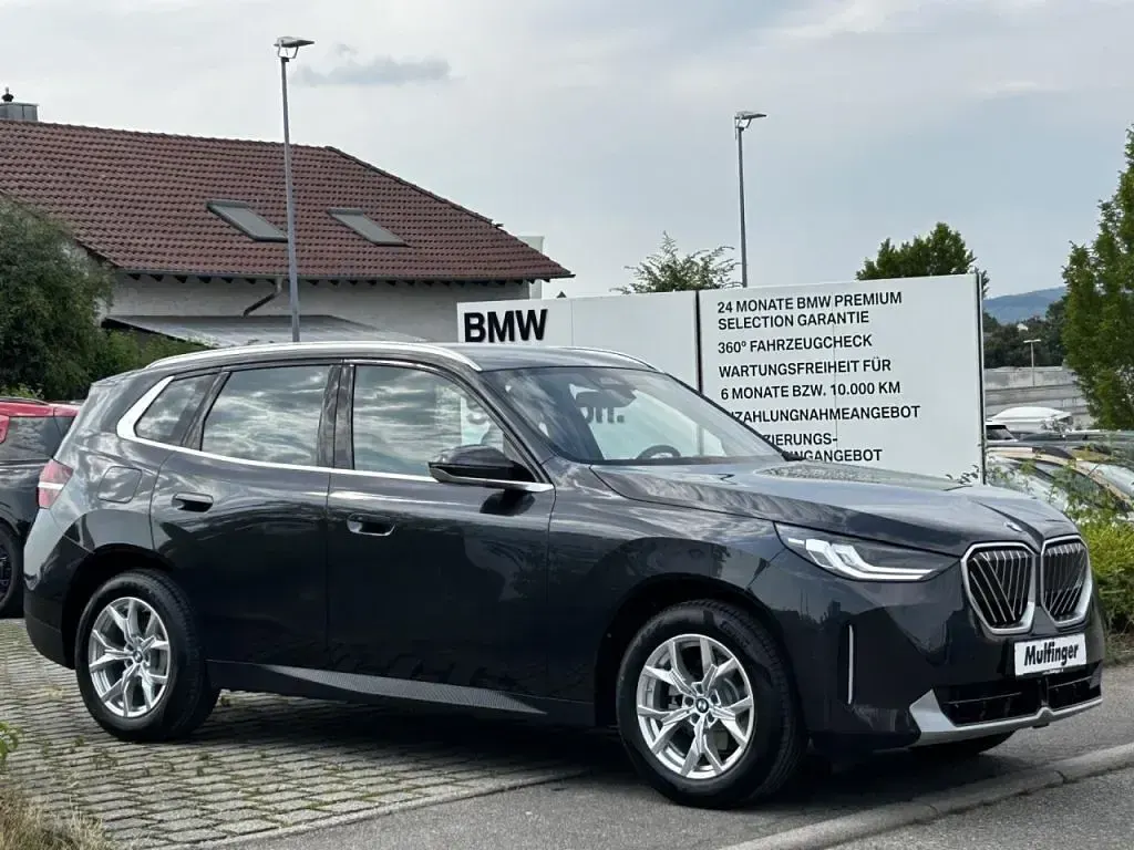 Gebraucht BMW X3 Sport Line 197 PS (144 kW) 2025 Grau SUV