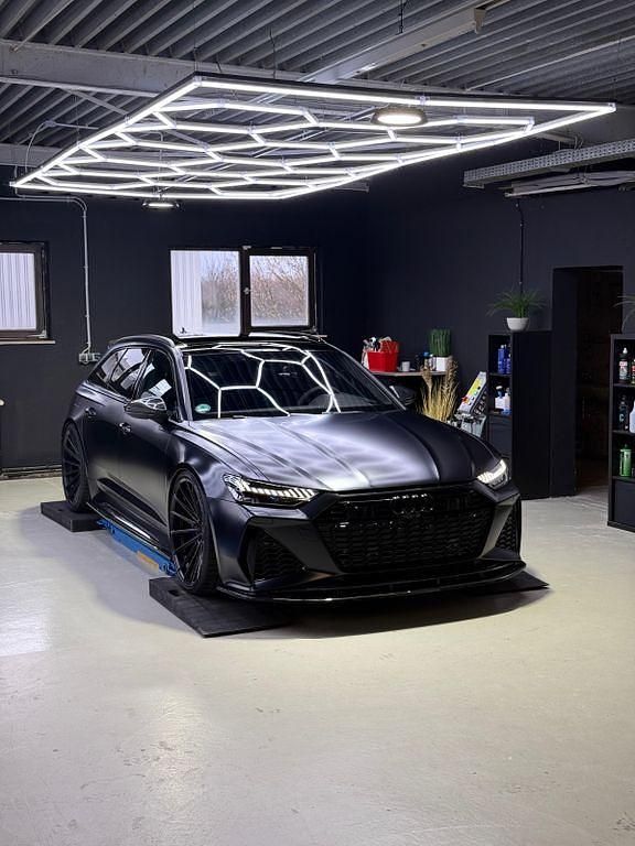 Second-hand Audi RS6 Performance 630 CP (463 kW) 2025 Negru Break