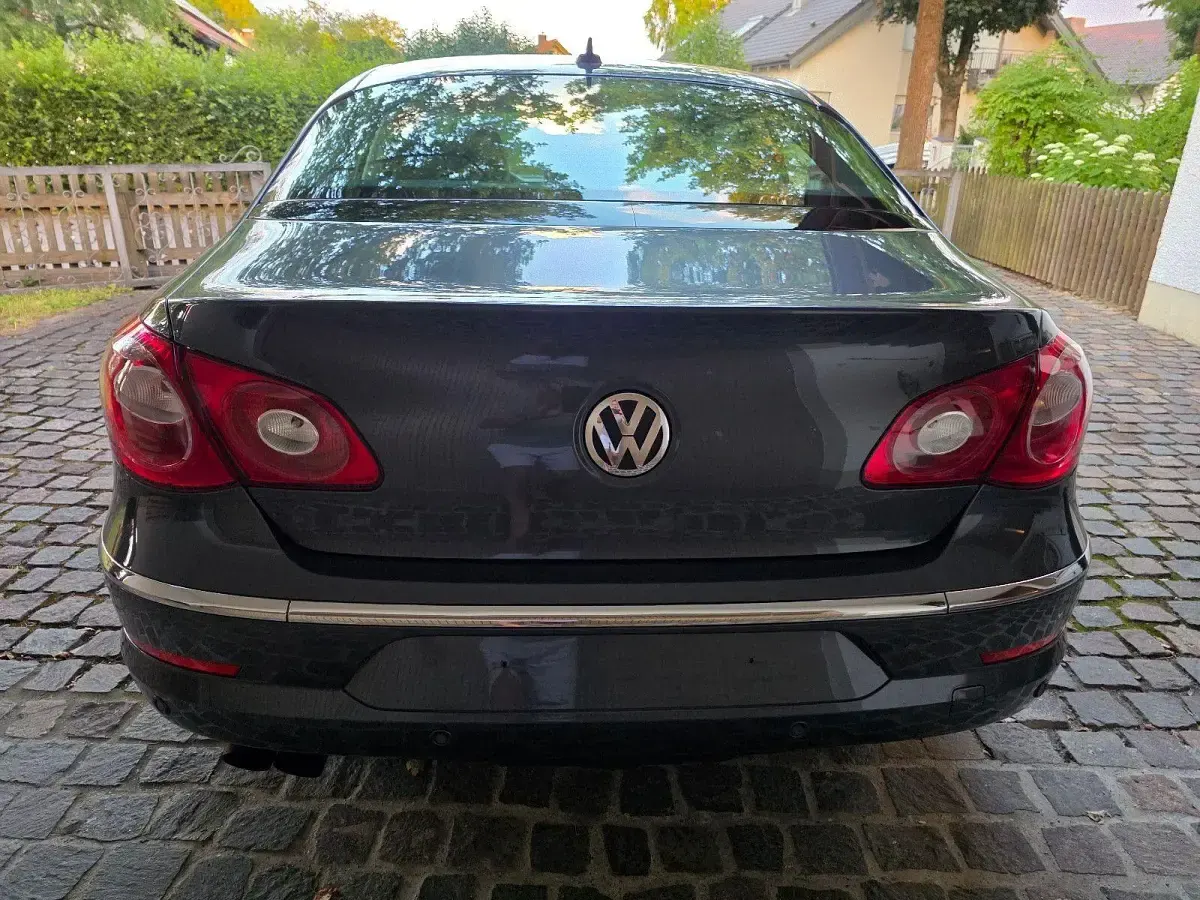 Gebraucht VW Passat 160 PS (117 kW) 2010 Grau Coupé