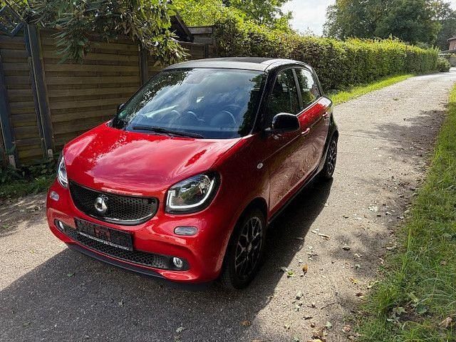 Rot Gebraucht 2015 Smart ForFour Prime Kleinwagen | 8.555 € (Fairer Preis) - Bild 1/4