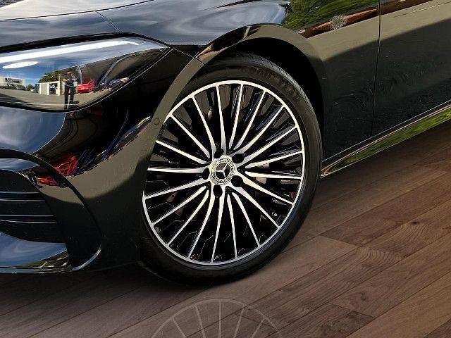 Schwarz Gebraucht 2024 Mercedes CLE220 AMG Coupé | 50.560 € (Fairer Preis) - Bild 1/4