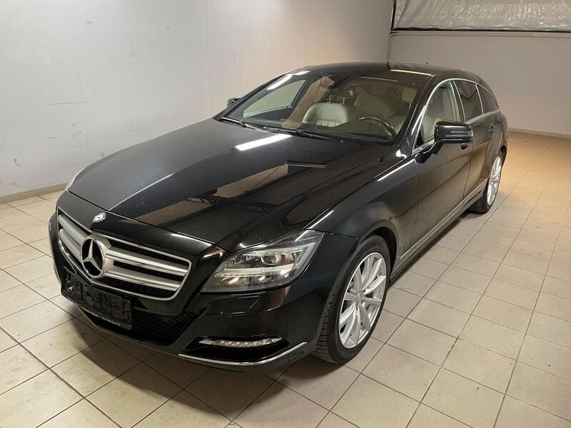 Schwarz Gebraucht 2014 Mercedes CLS350 Shooting Brake Kombi | 13.900 € (Superpreis) - Bild 1/4
