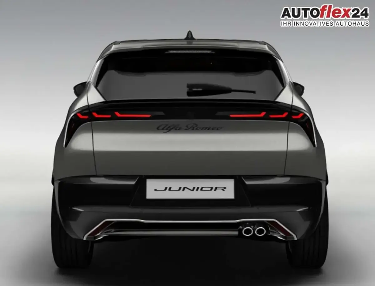 Neu Alfa Romeo Junior Edizione Speciale 145 PS (106 kW) 2026 Grigio arese metallic SUV