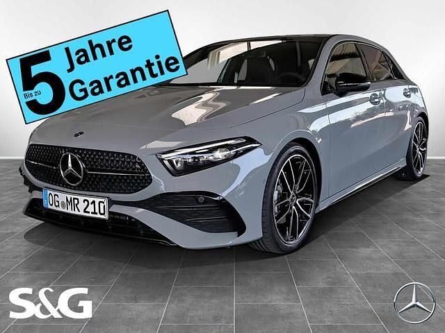 Manufaktur lack manufaktur alpin Gebraucht 2025 Mercedes A200 AMG Limousine | 36.999 € (Teuer) - Bild 1/4