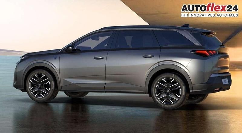 Neu Peugeot 5008 GT 145 PS (106 kW) 2026 Titan grau metallic SUV