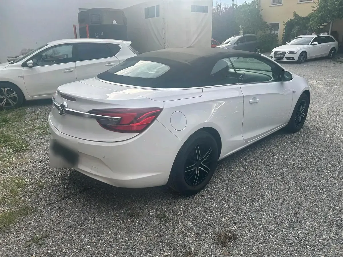 Gebraucht Opel Cascada 120 PS (88 kW) 2014 Weiß Cabrio
