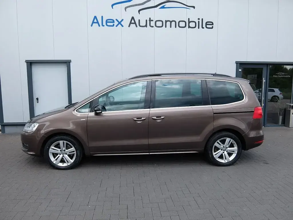Gebraucht VW Sharan Match 140 PS (102 kW) 2012 Braun Van / Kleinbus