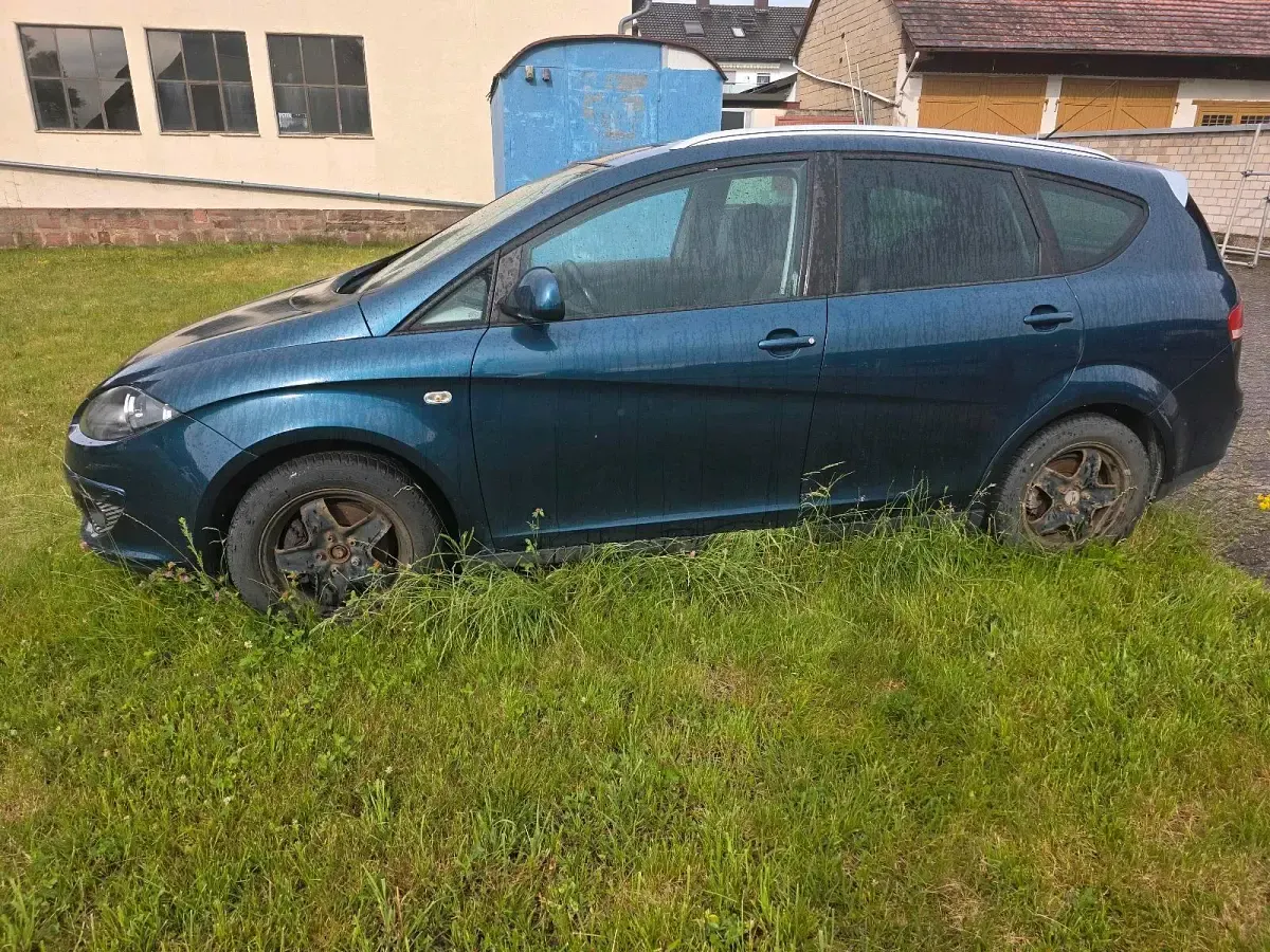 Gebraucht Seat Altea 105 PS (77 kW) 2021 Blau Kombi