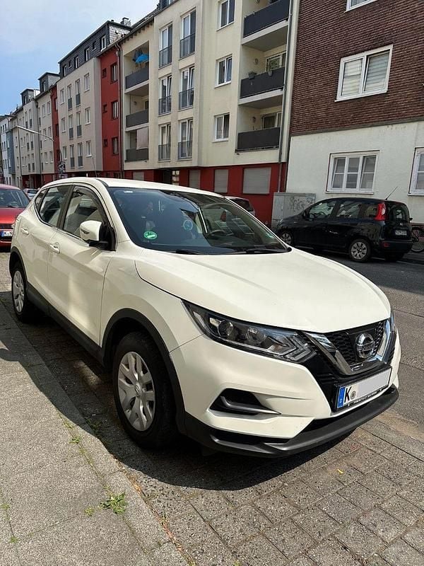 Weiß Gebraucht 2018 Nissan Qashqai Acenta SUV | 10.780 € (Superpreis) - Bild 1/4