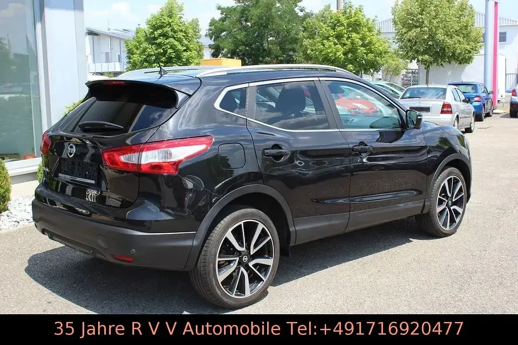 Gebraucht Nissan Qashqai Acenta 163 PS (119 kW) 2017 Schwarz SUV