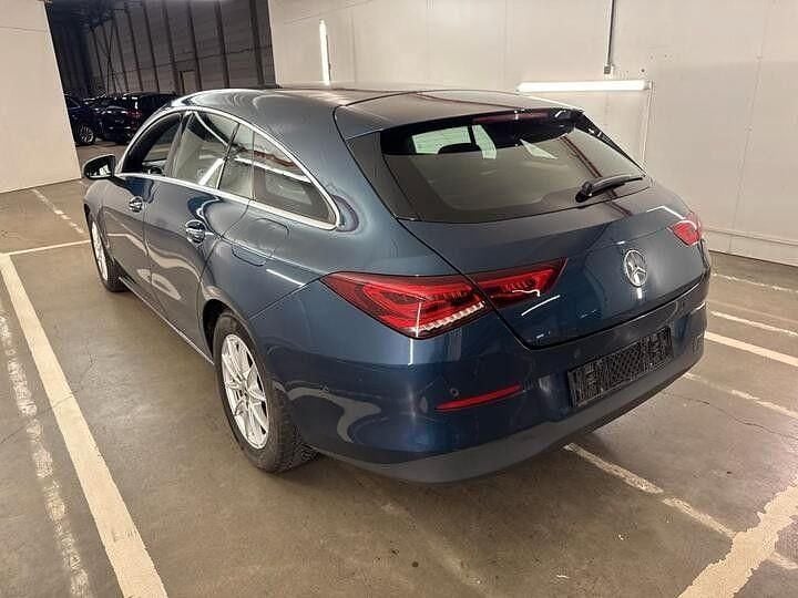 Gebraucht Mercedes CLA180 116 PS (85 kW) 2021 Blau Limousine