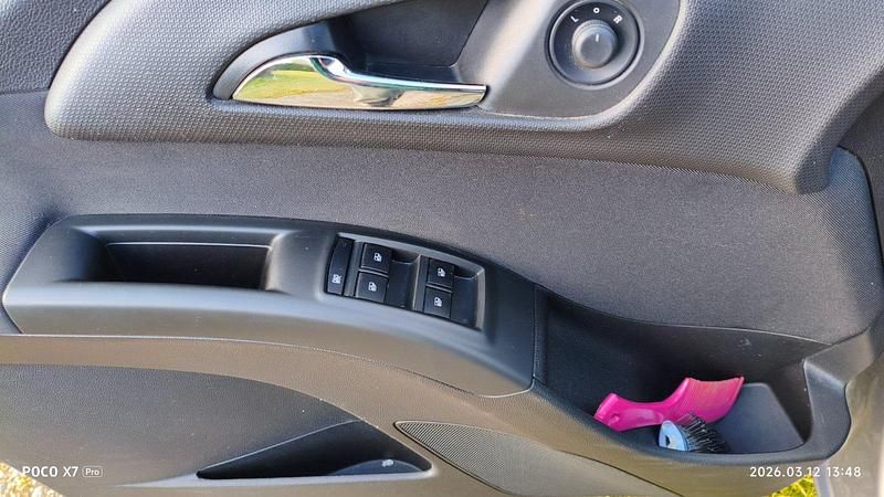 Gebraucht Opel Meriva 120 PS (88 kW) 2012 Braun Van / Kleinbus