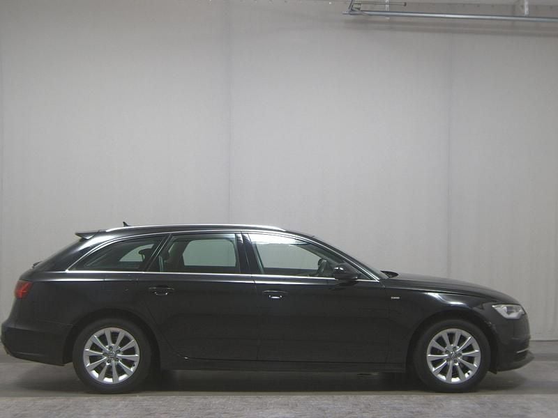 Mythosschwarz metallic Gebraucht 2015 Audi A6 S-Line Kombi | 12.350 € (Superpreis) - Bild 1/4