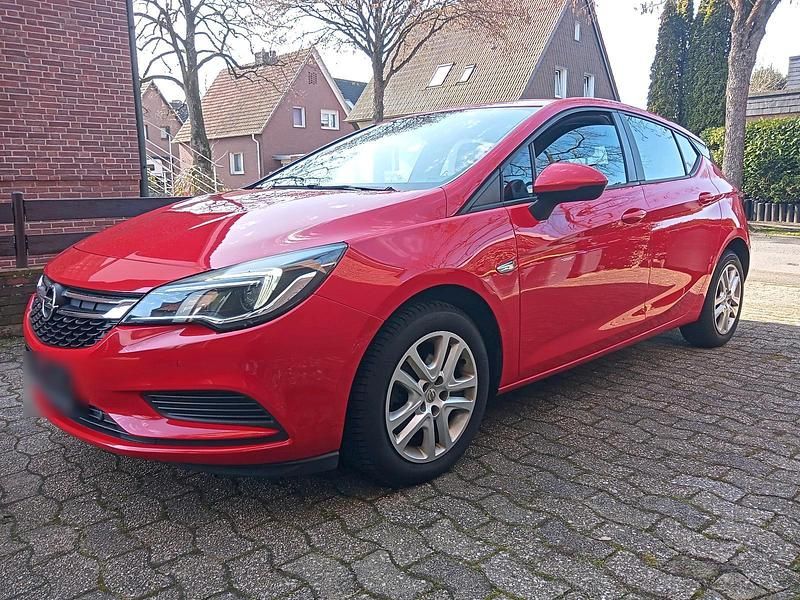 Gebraucht Opel Astra 125 PS (91 kW) 2016 Limousine