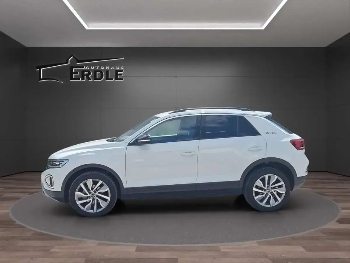 Gebraucht VW T-Roc Goal 150 PS (110 kW) 2025 Weiß SUV