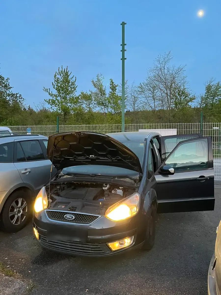 Usata Ford Galaxy 145 CV (106 kW) 2007 Blu Monovolume