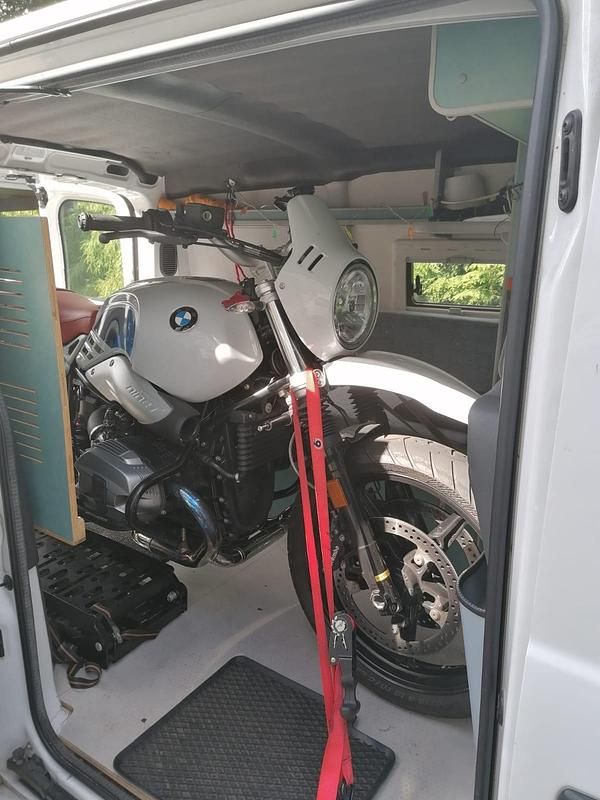 Gebraucht Peugeot Expert 95 PS (69 kW) 2007 Weiß Van