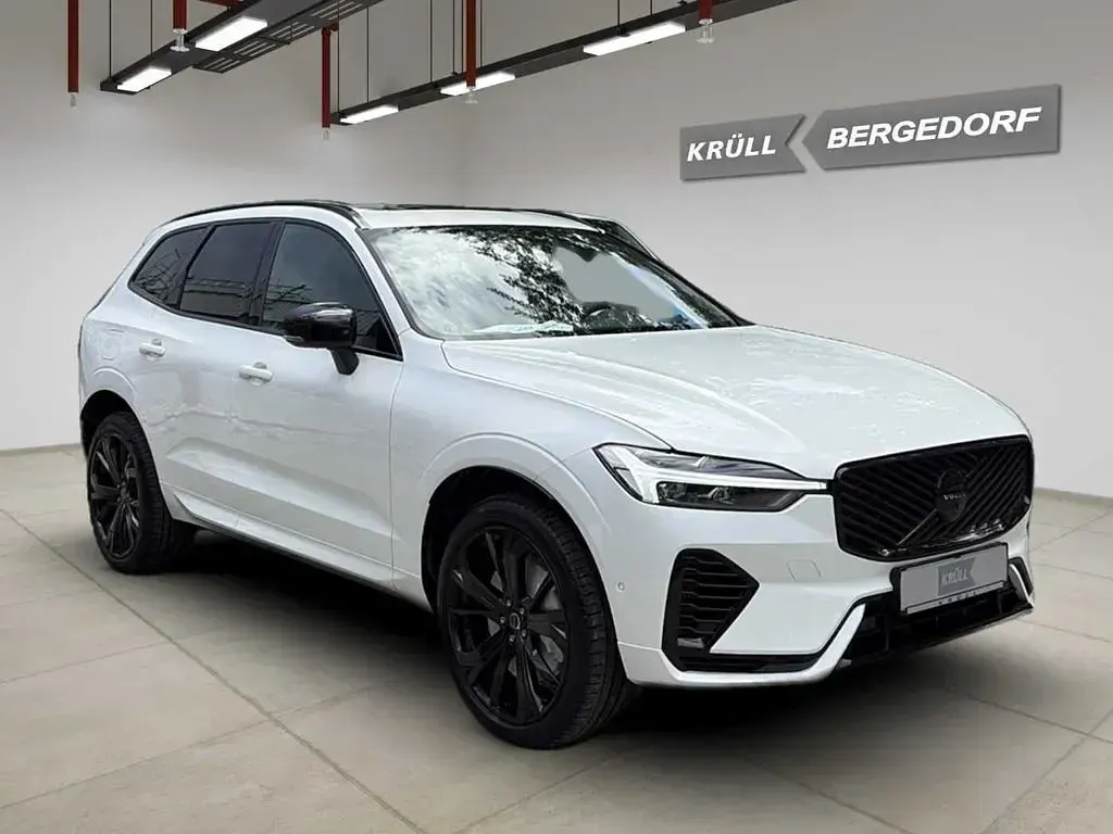 Neu Volvo XC60 Plus 310 PS (228 kW) 2026 Weiß SUV