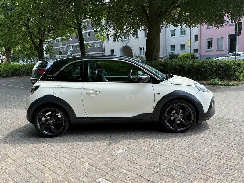 Gebraucht Opel Adam Rocks Rocks 87 PS (63 kW) 2016 Beige Kleinwagen