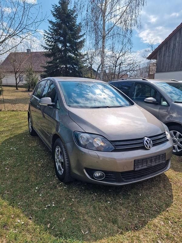 Gebraucht VW Golf Plus Cross Trendline 105 PS (77 kW) 2011 Braun Van / Kleinbus