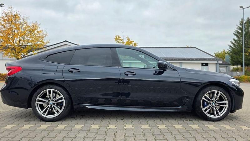 Schwarz Gebraucht 2018 BMW 630 Shadowline Coupé | 38.900 € (Teuer) - Bild 1/4