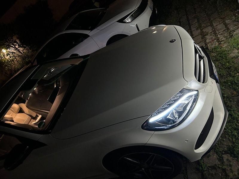 Weiß Gebraucht 2016 Mercedes C180 AMG line Kombi | 16.500 € (Guter Preis) - Bild 1/4
