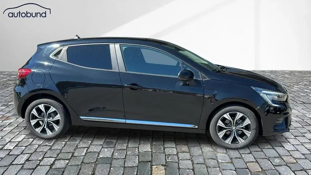 Käytetty Renault Clio V Evolution 67 HP (49 kW) 2023 Musta