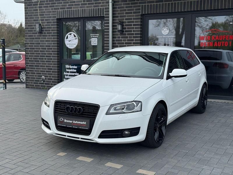 Gebraucht Audi A3 Sportback Ambition 140 PS (102 kW) 2010 Ibisweiss Kleinwagen