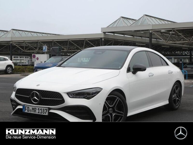 Polarweiss Gebraucht 2025 Mercedes CLA200 AMG Coupé | 41.190 € (Fairer Preis) - Bild 1/4