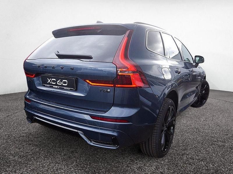 Neu Volvo XC60 Plus 455 PS (334 kW) 2025 Denim blue SUV
