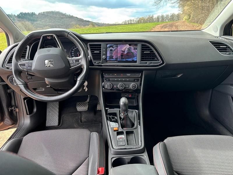 Gebraucht Seat Leon FR 179 PS (131 kW) 2017 Grau Limousine