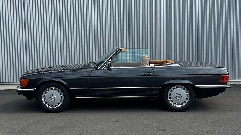Gebraucht Mercedes SL280 185 PS (136 kW) 1986 Schwarz Cabrio