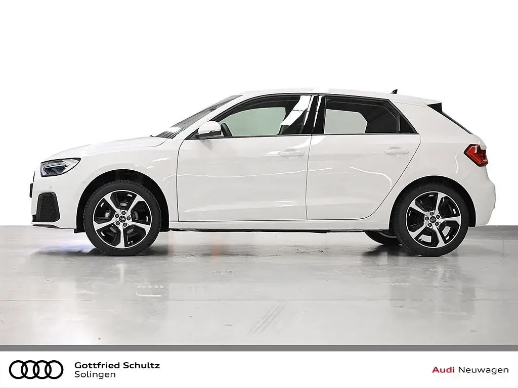 Neu Audi A1 Sportback 95 PS (69 kW) 2026 Weiss Kleinwagen
